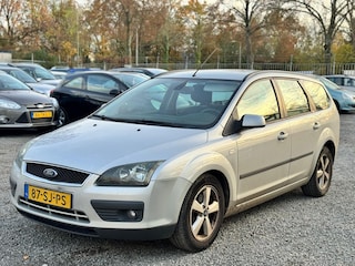 Ford Focus Wagon 1.6-16V Futura