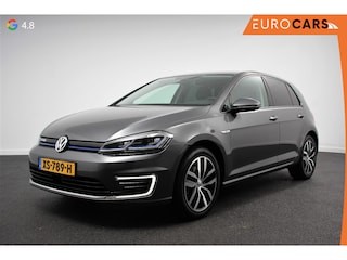 Volkswagen Golf Edition | Navigatie | Climate Control | Cruise control adaptief | Parkeer sensoren | Lichtmetalen Velgen 17" | Extra getint glas