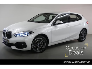 BMW 118i Business Edition | Automaat | Sport Line | LED | Parking Pack | BMW Live Cockpit Professional | DAB | Shadow Line