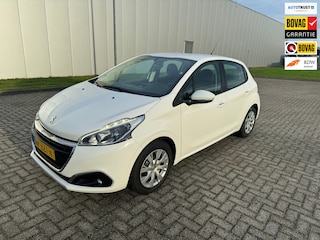 Peugeot 208 1.2 PureTech Blue Lion Airco, Navigatie
