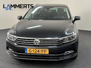 Volkswagen Passat Variant 1.5 TSI Highline Business R RIJKLAAR! Afn. Trekhaak / Carplay / Navi / PDC / Camera