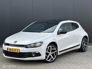 Volkswagen Scirocco 1.4 TSI Edition | 161PK | SCHUIF/KANTELDAK