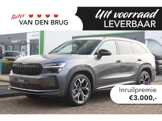 Skoda Kodiaq Sportline Business 1.5 TSI PHEV | Trekhaak | Panoramadak | Dynamic chassis controle | Adaptieve Cruise Control | Stuur- & Stoelverwarming | 20 inch | Elektrisch verstelbare voorstoelen | Verwarmbare achterbank