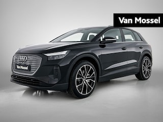 Audi Q4 40 Edition 77 kWh Audi soundsystem | 19 inch velgen | Voorbereiding voor trekhaak | Edition | CarPlay | Android Auto | Assistentiepakket plus | Comfortpakket | Mythoszwart metallic