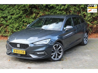 Seat Leon Sportstourer 2.0 TDI FR Business Intense 150PK Automaat BTW | Parkeercamera | Apple/Android Carplay | Trekhaak
