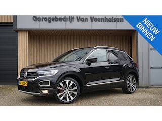 Volkswagen T-Roc 2.0 TSI 190pk DSG 4Motion Sport Pano.Dak 19inch Suzuka Afn-Trekhaak Beats Virtual Cockpit LED *Complete T-Roc* 83850km!