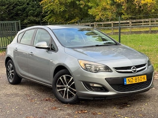 Opel Astra 1.4 Edition /Airco/Cruise/