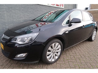 Opel Astra 1.4 Turbo Cosmo volledig dealer onderhouden
