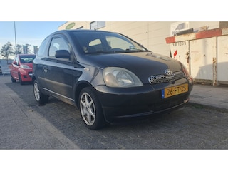 Toyota Yaris 1.0-16V VVT-i Sol