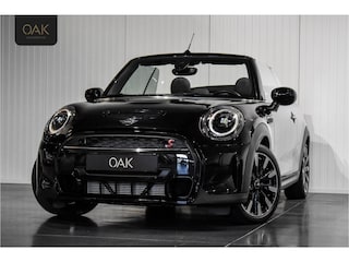 Mini Mini Cabrio 2.0 F1 Aut. | Yours | Carplay | Lounge Leder | PDC | 17"LM | Midnight Black