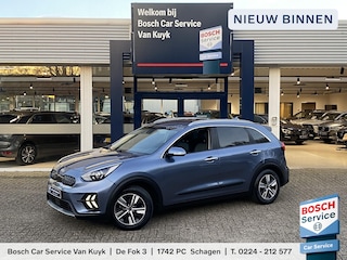 Kia Niro 1.6 GDi Hybrid DynamicLine / NL-Auto / 1e eigenaar / Dealer onderhouden / Automaat / Trekhaak / CarPlay & Android-Auto / Climate control / Adaptive cruise control / Achteruit-rij camera / All-season banden / Getint glas achter / Elektr. inklapbare spiegels / Stuurwielbediening /