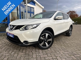 Nissan Qashqai 1.2 Acenta | Camera en parkeersensoren V+A, Panorama dak, Navigatie, 18" LM-velgen, Cruise controle, Afn. trekhaak