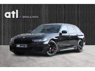 BMW 5-serie Touring 540i xDrive Touring M Sportpakket, Panoramadak, M leerstuurwiel, 4-zone, DAB, Grootlicht assistent, BMW Live Cockpit Professional, Adaptieve LED-koplamp, ect.