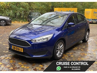 Ford Focus 1.0 5 deurs Trend | VAN 2e EIGENAAR | TREKHAAK |