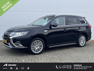 Mitsubishi Outlander 2.4 PHEV Intense+ / Apple Carplay/Android Auto / cruise control / elektrisch glazen schuif-/kanteldak /