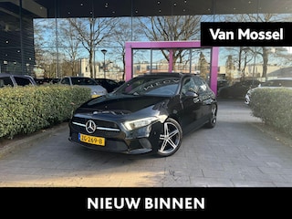 Mercedes-Benz A-klasse 200 Launch Edition Premium | AMG | PANORAMADAK | SFEERVERLICHTING | STOELVERWARMING | LEDER |