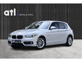 BMW 118i Corporate Lease Executive Sportline, LED, Hydro-besturing, Cruise Control, DAB, Lichtpakket, Navigatie, Automatische Airco, Nederlands, etc.
