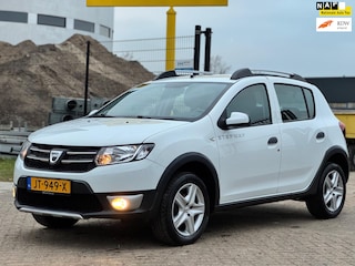 Dacia Sandero 0.9 TCe Bi-Fuel Stepway Lauréate|LPG|2DE EIG|ORIGINEEL NL|LAGE KM MET NAP|TOPONDERHOUDEN|BOEKJES|
