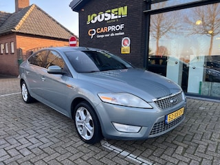 Ford Mondeo 2.0-16V TITANIUM