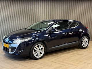 Renault Mégane Coupé 2.0 Privilège AUT. NAVI PARKEERSENSOREN VOOR EN ACHTER CRUISE CONTROL STOELVERWARMING LEDER