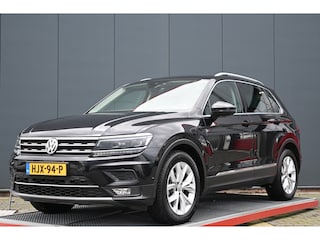 Volkswagen Tiguan 1.5 TSI ACT Highline panoramadak camera