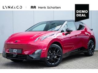 Lynk & Co 02 More 272PK 66 kWh 20" Black Edition Wielen, 360 Graden Camera, Harman Kardon, Panoramadak, Elektrisch bedienbare voorstoelen met geheugen, Keyless Entry, Getint glas, Adaptieve Cruise Control, Dodehoekassistent, Sfeerverlichting, Stuurwielverwarming, Stoelverwarming