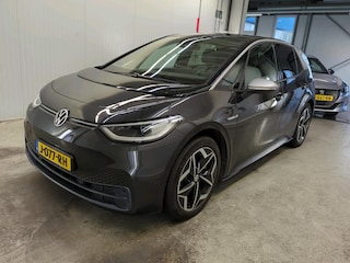 Volkswagen ID.3 1st 62kWh 204pk [ TREKHAAK+19INCH+ACC+CARPLAY+CAMERA+STOELVERWARMING+CLIMATE ]