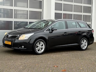 Toyota Avensis 1.8 VVTI 147PK Dynamic Navi Cruise Clima Trekhaak