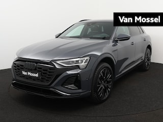 Audi Q8 e-tron 50 quattro S Edition 95 kWh 340 PK | Automaat | Virtual Cockpit Plus | Navigatie | 21 inch | Bang & Olufsen Premium Sound | Head-up Display | Akoestisch glas in zijramen | Afneembare Trekhaak | Privacy Glass | Optiekpakket Zwart Plus |