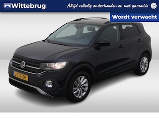 Volkswagen T-Cross 1.0 TSI Life / Navigatie / App connect / Camera / Parkeersensoren V+A / Lichtmetaal 16 inch /