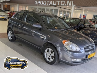 Hyundai Accent 1.6i Dynamic Airco, Stuurbekrachtiging