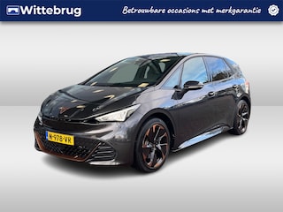 Cupra Born Performance One 62 kWh 204pk / Elektrisch verstelbare stoelen / Navigatie / Camera / 19" LMV