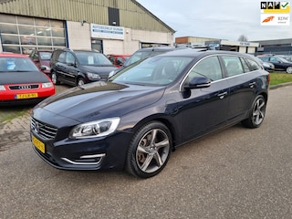 Volvo V60 2.4 D6 Twin Engine R-Design Bj:2015 NAP!