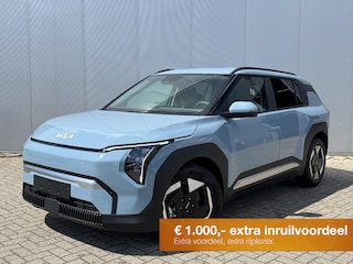 Kia EV3 Plus 58.3 kWh | Privacy Glass | Adaptive Cruise | Stoel- en stuurwielverwarming | Dodehoekassistentie |
