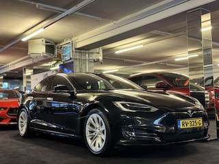 Tesla Model S 75D BASE // NL-AUTO // PANO // LUCHTVERING