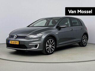Volkswagen Golf | Leder | Discover Pro scherm | Stoelverwarming | Parkeersensoren | Adaptieve Cruise Control