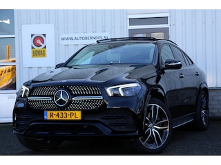Mercedes-Benz GLE Coupé 350e AMG 4MATIC Plug in hybride PHEV*NL-Auto*Perfect MB Onderh.*BTW*1ste Eig*Pano/Luchtvering/Sfeer/HUD/ACC/Burmester/Stoelverw./Stoelkoeling/Treeplanken/360Camera/Keyless Entry+Go/Diamond Grille/LED/Apple Carplay-Android/22 inch LM/VOL*