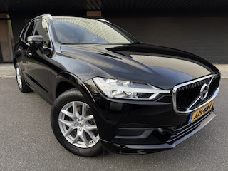 Volvo XC60 2.0 T4 Momentum // 18.000km! //