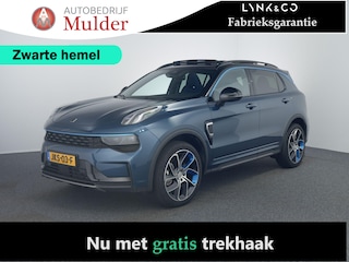 Lynk & Co 01 1.5 | Zwarte hemel | Trekhaak | Pano | ACC | 360 Camera