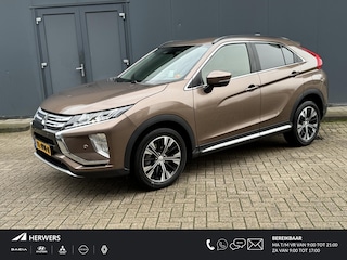 Mitsubishi Eclipse Cross 1.5 DI-T Intense / Automaat / Trekhaak / Head-up / Dealer onderhouden / Apple&Android Carplay / Camera / Cruise Control / Bluetooth / Eerste Eigenaar