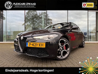Alfa Romeo Giulia 2.0T Sprint - Automaat - Pano/Schuifdak - Leder - Navi - Afn. Trekhaak -Org.NL