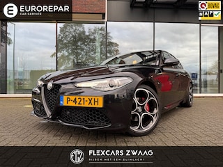 Alfa Romeo Giulia 2.0T Sprint - Automaat - Pano/Schuifdak - Leder - Navi - Afn. Trekhaak -Org.NL