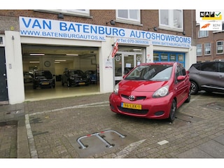 Toyota Aygo 1.0-12V Aspiration Red | Airco | Carkit | LMV | Te financieren v.a € 101,- p/m