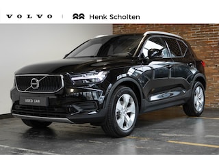 Volvo XC40 T2 Momentum | Blond Lederen Bekleding | Dealeronderhouden | High Performance Audio | Volvo on Call | Privacy Glass | Stoelverwarming |