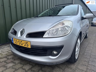 Renault Clio 1.4-16V Dynamique Luxe full option schuifdak