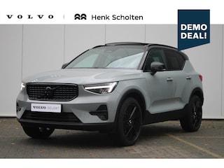 Volvo XC40 B4 Plus Black Edition 197PK Visual Park Assist (incl. 360º view) | Schuif-/Kanteldak | Lichtmetalen Velgen 20"| Extra Getint Glas |  Nubuck/ Kunstlederen Bekleding | Apple Carplay/Android Auto | Premium Audio by Harman Kardon | Electronic Climate Controle