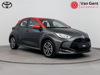 Toyota Yaris 1.5 Hybrid Tokyo Spirit | Dodehoek | Parkeersensoren | Stoelverwarming | Apple Carplay / Android Auto