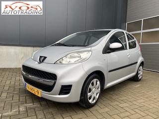 Peugeot 107 1.0-12V XS