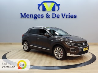 Volkswagen T-Roc 2.0 TSI 4Motion Sport Airco ECC | Virtual | Stoel\Stuur Verwarming | Trekhaak | Camera | Apple Carplay | Sfeer | Isofix