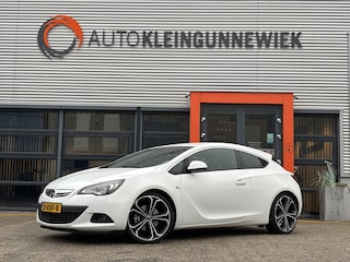 Opel Astra GTC 1.4 Turbo Sport / Navi / Parkeersensoren V+A / Bleutooth / Cruise Control /